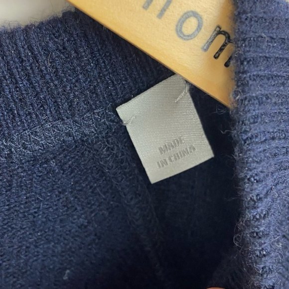 Vince Cashmere Wool Crew Neck Sweater Navy Blue Size XS Slim Fit Minimalist Knit - Picture 7 of 10